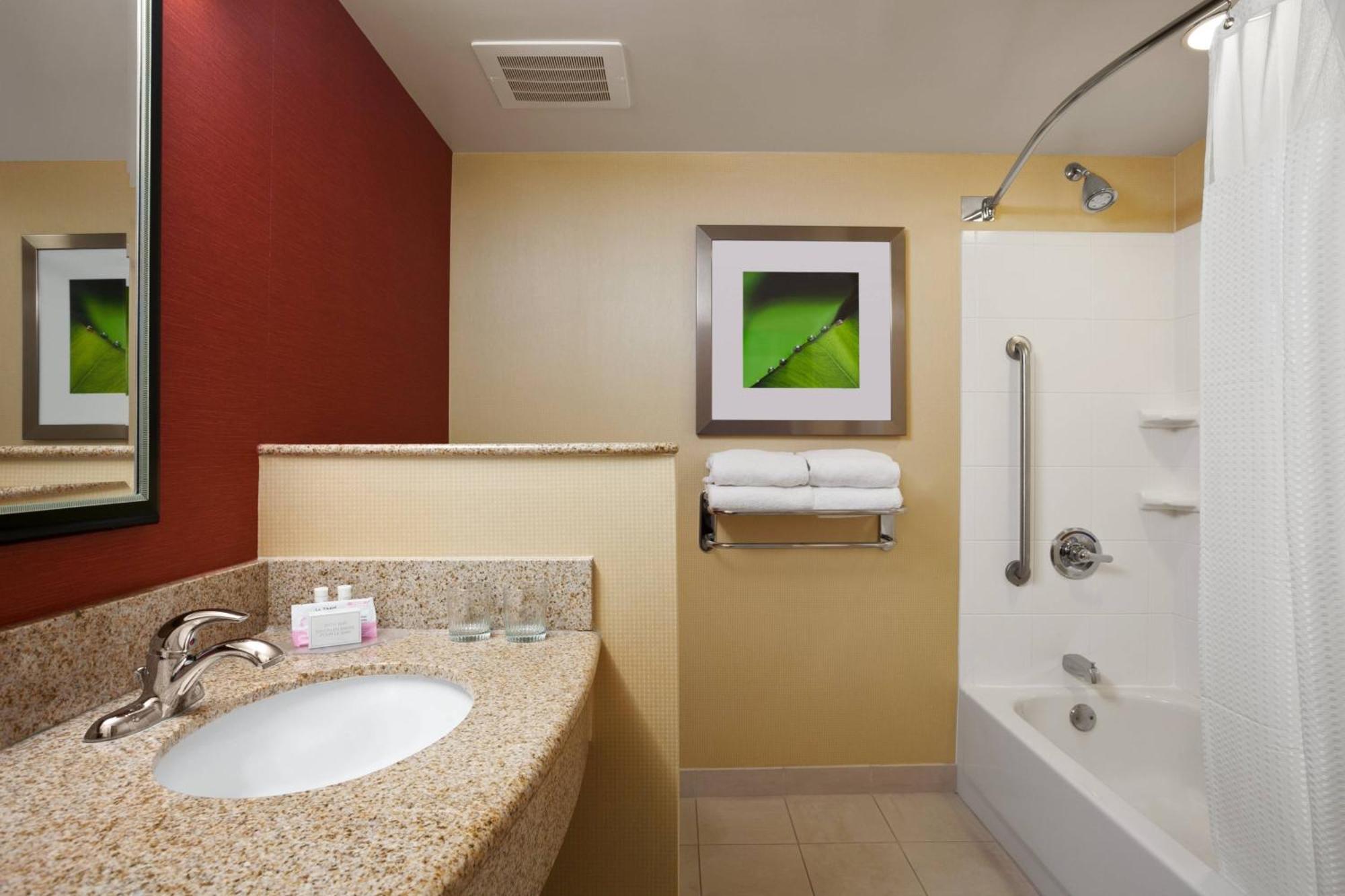 Sonesta Essential Junction City Exterior photo